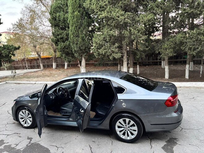 Volkswagen Passat (North America) 2016, 253,100 km - 1.8 л - Sumqayıt