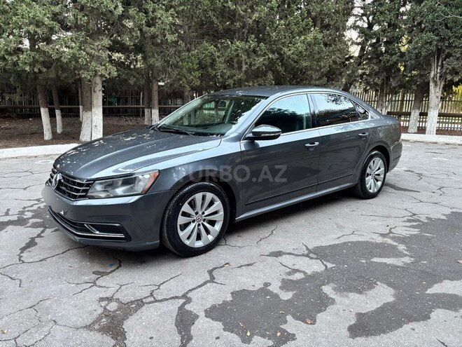 Volkswagen Passat (North America) 2016, 253,100 km - 1.8 л - Sumqayıt