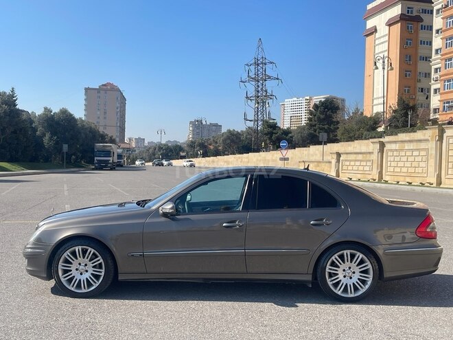 Mercedes E 220-6