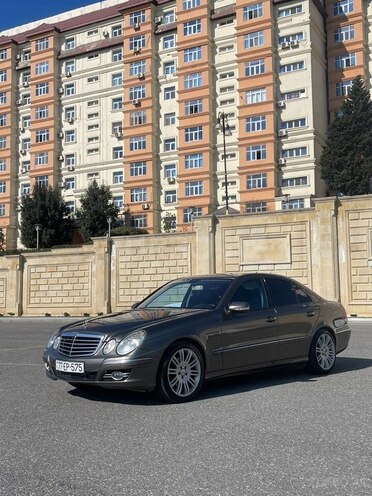 Mercedes E 220-7