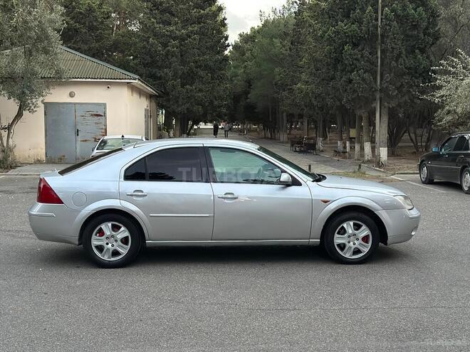 Ford Mondeo 2002, 334,000 km - 2.0 l - Sumqayıt