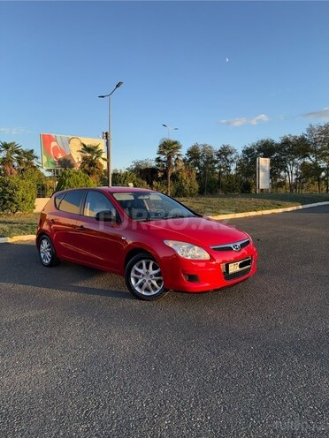 Hyundai i30 2007, 395,000 km - 1.4 л - Ağstafa