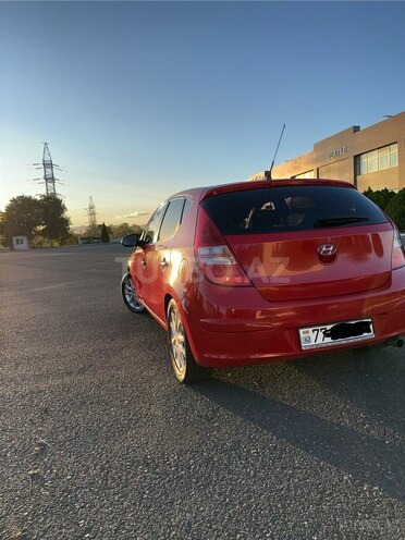 Hyundai i30 2007, 395,000 km - 1.4 л - Ağstafa