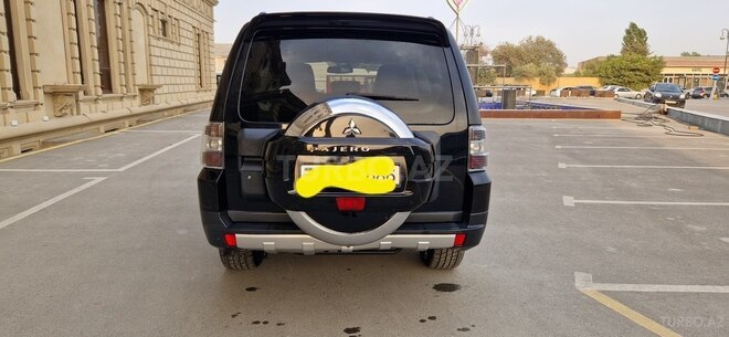 Mitsubishi Pajero 2007, 244,000 km - 3.2 l - Bakı