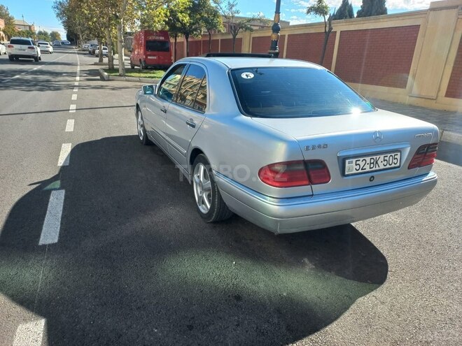 Mercedes E 240 1999, 256,080 km - 2.4 l - Gəncə