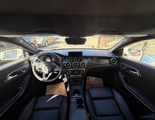 Mercedes CLA 250 4MATIC 2017, 70,720 km - 2.0 л - Bakı