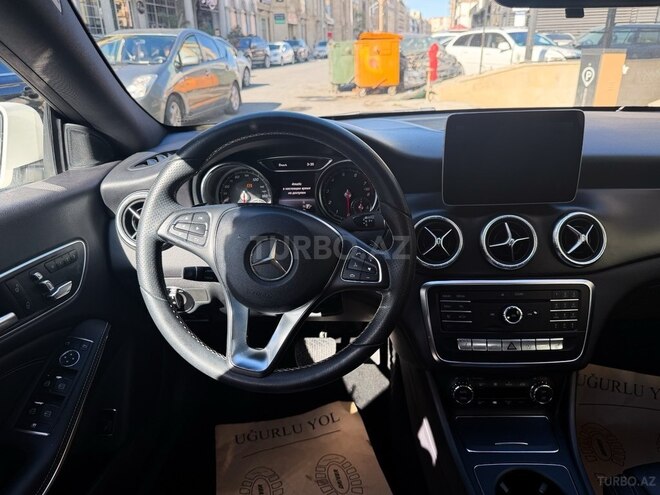Mercedes CLA 250 4MATIC 2017, 70,720 km - 2.0 л - Bakı