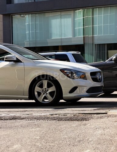 Mercedes CLA 250 4MATIC 2017, 70,720 km - 2.0 л - Bakı