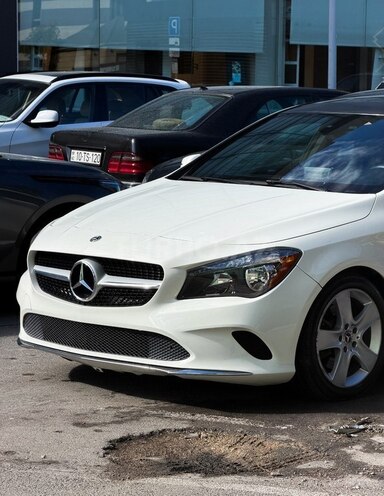 Mercedes CLA 250 4MATIC 2017, 70,720 km - 2.0 л - Bakı