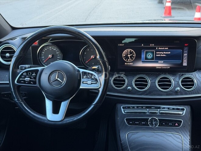 Mercedes E 300 4MATIC 2019, 123,000 km - 2.0 л - Bakı