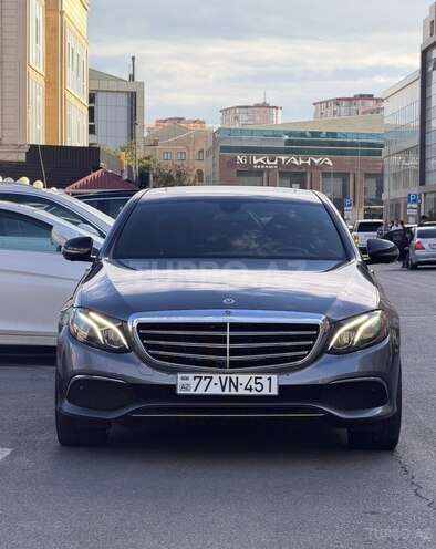 Mercedes E 300 4MATIC 2019, 123,000 km - 2.0 л - Bakı
