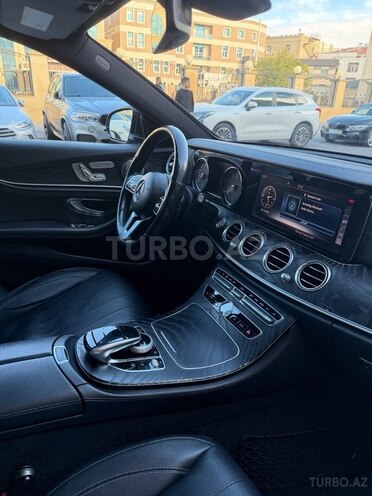 Mercedes E 300 4MATIC 2019, 123,000 km - 2.0 л - Bakı
