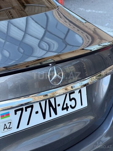 Mercedes E 300 4MATIC 2019, 123,000 km - 2.0 л - Bakı