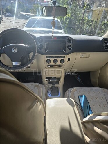 Volkswagen Tiguan 2009, 221,200 km - 2.0 l - Gəncə
