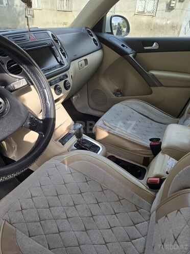 Volkswagen Tiguan 2009, 221,200 km - 2.0 l - Gəncə