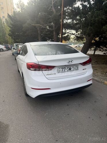 Hyundai Avante 2015, 207,000 km - 1.6 л - Bakı
