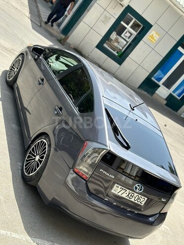 Toyota Prius 2010, 285,000 km - 1.8 l - Bakı