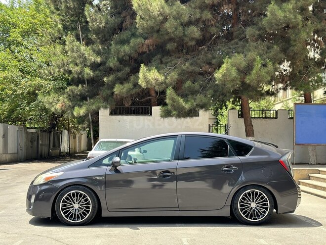 Toyota Prius 2010, 285,000 km - 1.8 l - Bakı