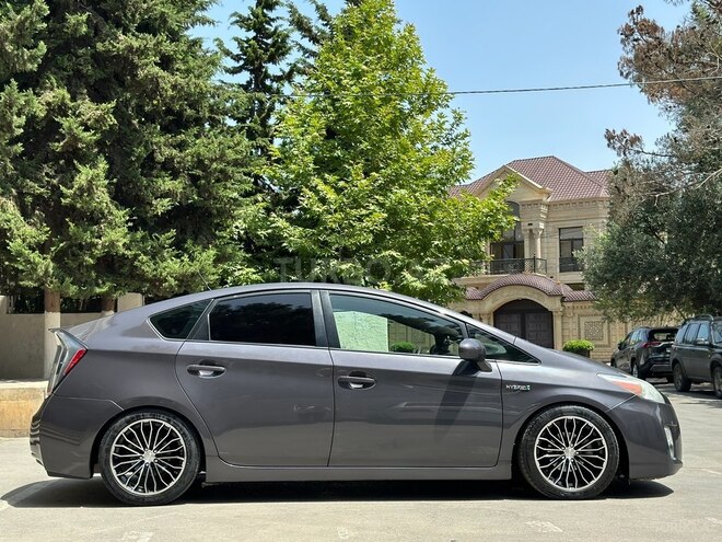 Toyota Prius 2010, 285,000 km - 1.8 l - Bakı