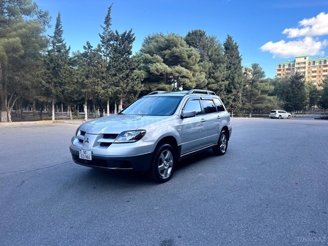 Mitsubishi Outlander 2003, 295,800 km - 2.4 l - Bakı