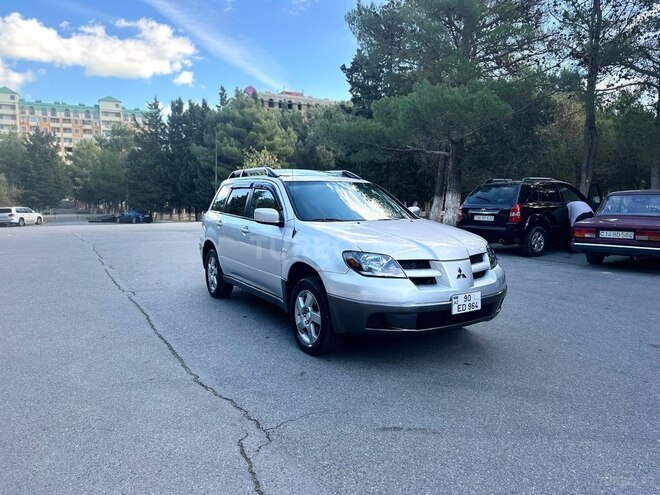 Mitsubishi Outlander 2003, 295,800 km - 2.4 l - Bakı