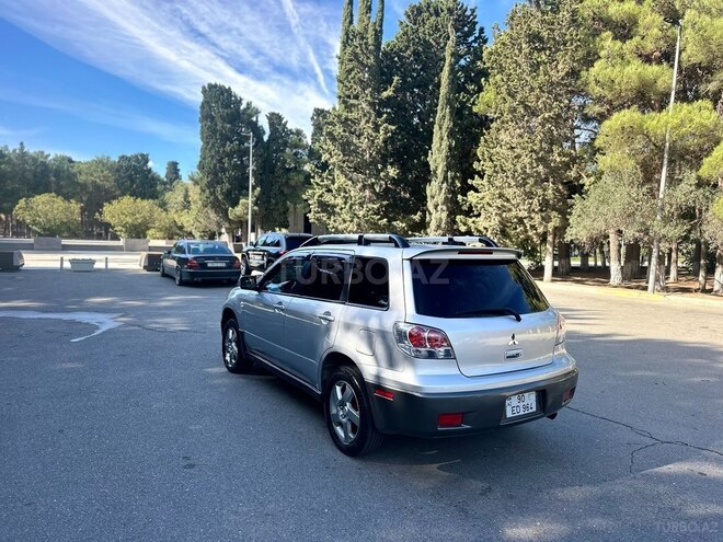 Mitsubishi Outlander 2003, 295,800 km - 2.4 l - Bakı