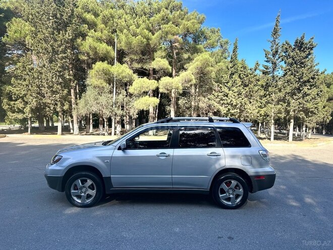 Mitsubishi Outlander 2003, 295,800 km - 2.4 l - Bakı
