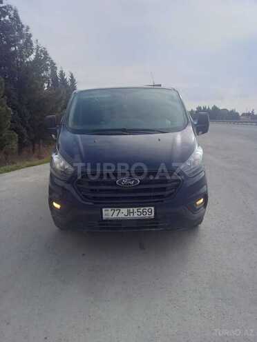 Ford Transit Custom-1