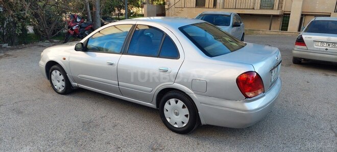 Nissan Sunny-3