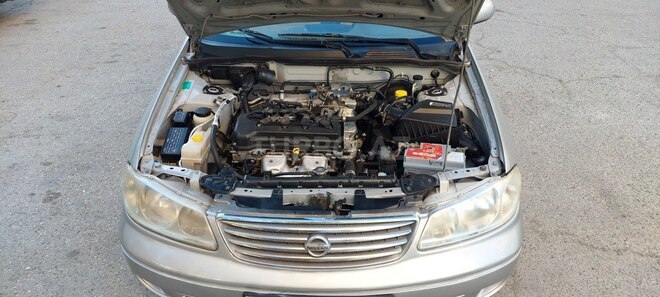 Nissan Sunny-5