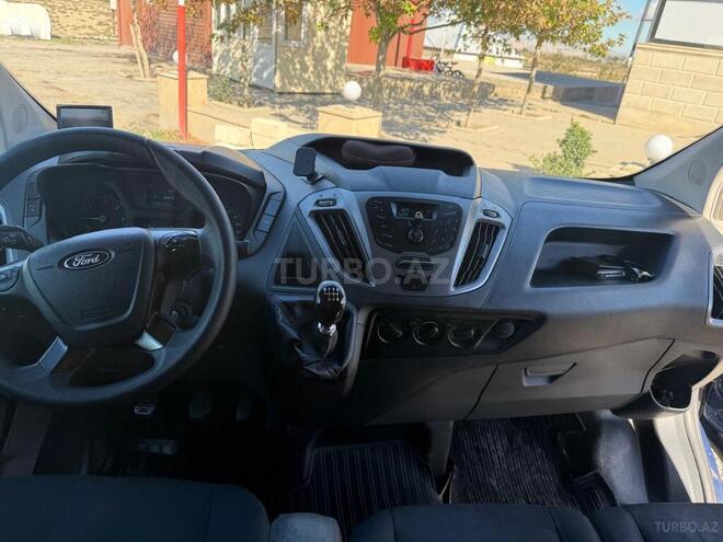 Ford Transit Custom-5