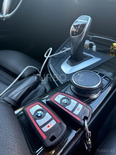BMW 330 2018, 102,998 km - 2.0 l - Bakı