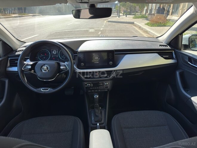 Skoda Rapid-9
