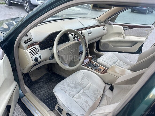 Mercedes E 200 1998, 342,157 km - 2.0 l - Gəncə