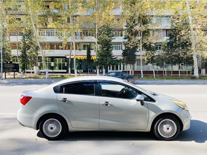 Kia Rio 2012, 193,300 km - 1.2 l - Mingəçevir