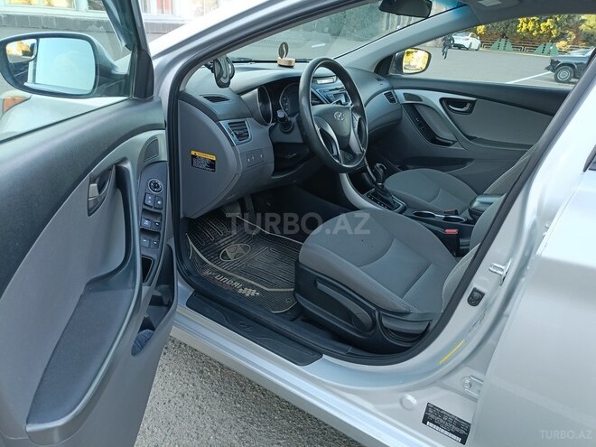 Hyundai Elantra 2015, 134,000 km - 1.8 l - Qazax