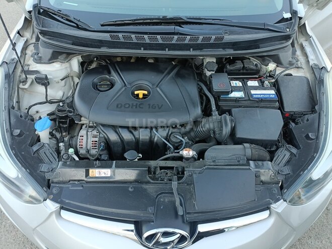 Hyundai Elantra 2015, 134,000 km - 1.8 l - Qazax