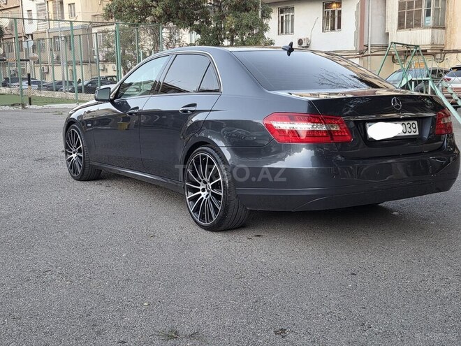 Mercedes E 220 2011, 375,000 km - 2.1 l - Bakı