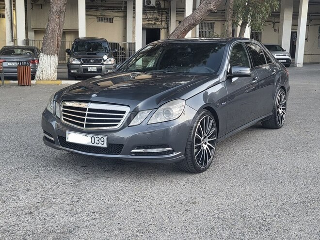 Mercedes E 220 2011, 375,000 km - 2.1 l - Bakı