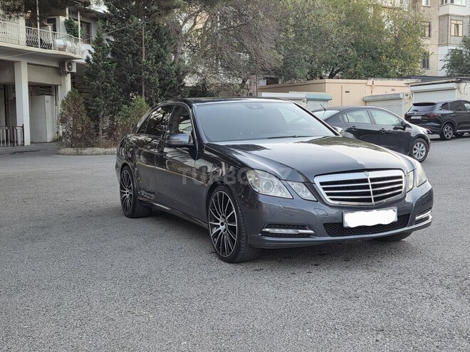 Mercedes E 220 2011, 375,000 km - 2.1 l - Bakı