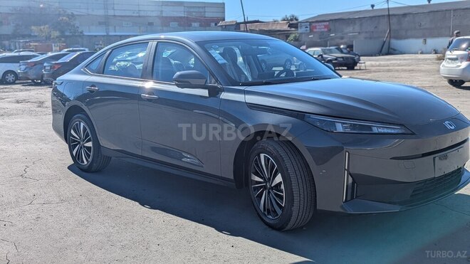 Changan Qiyuan A05 2026, 0 km - 1.5 л - Bakı