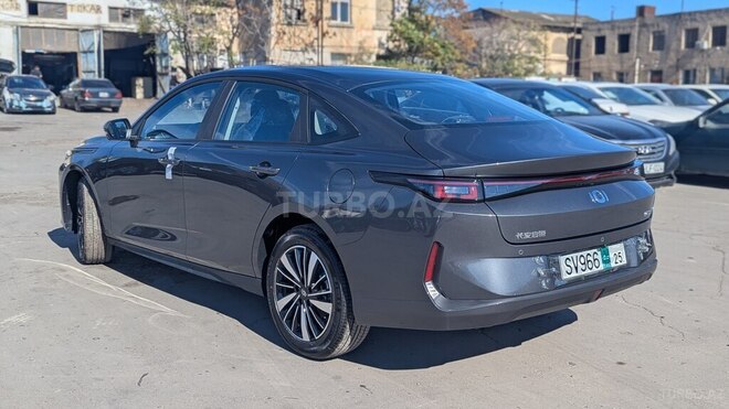 Changan Qiyuan A05 2026, 0 km - 1.5 л - Bakı