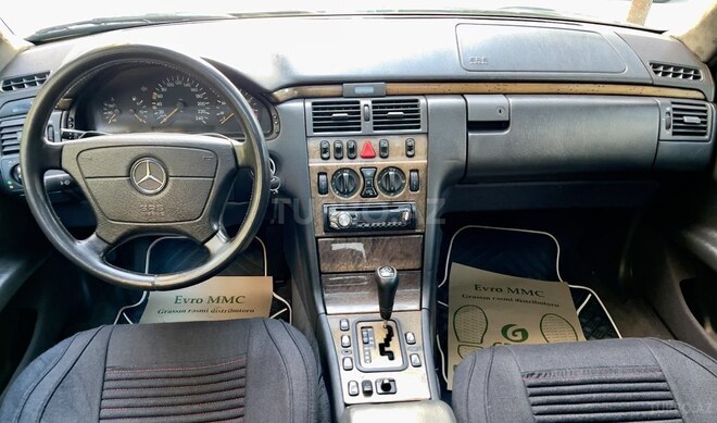 Mercedes E 240 1999, 350,000 km - 2.4 l - Bakı