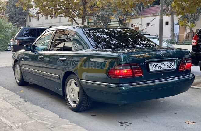Mercedes E 240 1999, 350,000 km - 2.4 l - Bakı