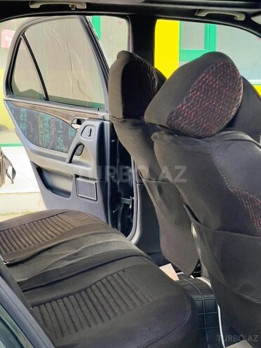 Mercedes E 240 1999, 350,000 km - 2.4 l - Bakı