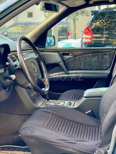 Mercedes E 240 1999, 350,000 km - 2.4 l - Bakı