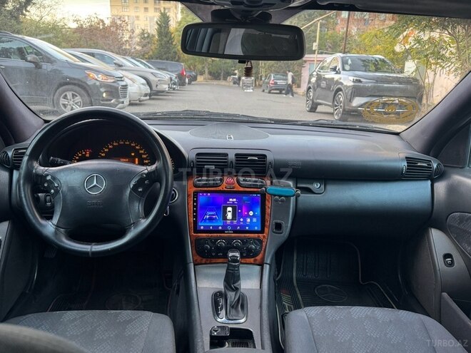 Mercedes C 220 2003, 248,884 km - 2.1 l - Bakı