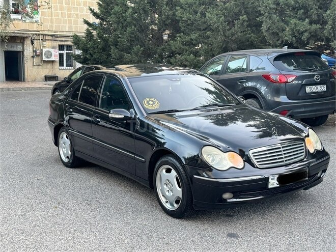 Mercedes C 220 2003, 248,884 km - 2.1 l - Bakı