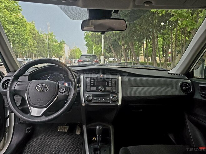 Toyota Corolla Fielder 2019, 180,000 km - 1.5 л - Yevlax