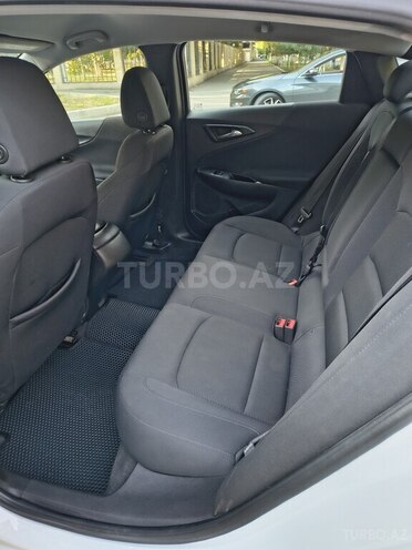 Chevrolet Malibu-7